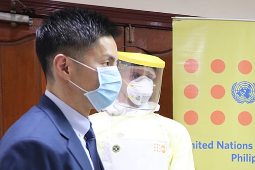 El UNFPA está proporcionando máscaras, equipos de protección personal y otros suministros a los sistemas de salud. © UNFPA Filipinas