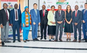 The Minister of Public Health and the United Nations Resident Coordinator with agencies and civil society