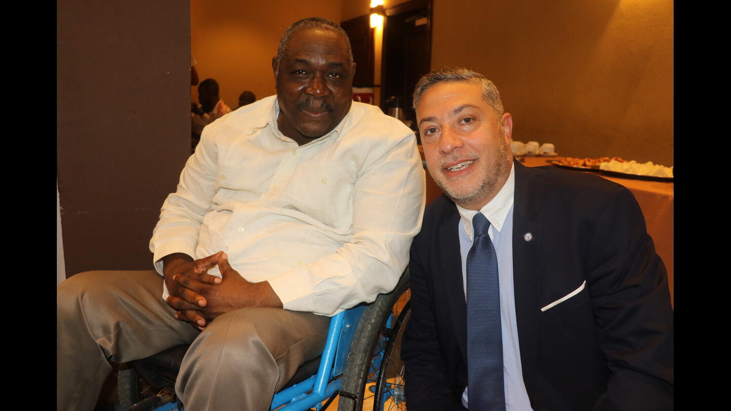 Le Secrétaire d’Etat à l'Intégration des Personnes Handicapées et le Représentant de l’UNFPA en Haïti © UNFPA
