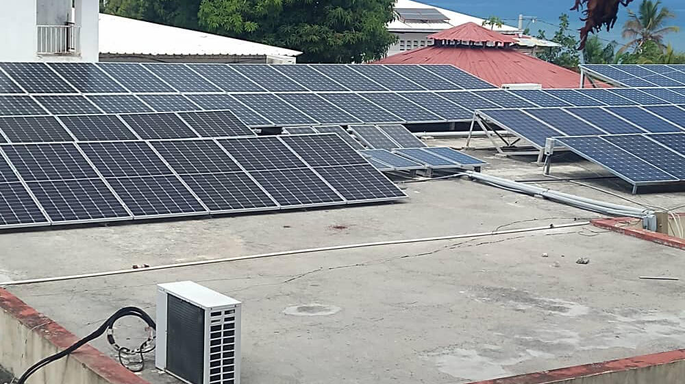 Système d’énergie solaire installé au Centre Hospitalier de Saint-Antoine de Jérémie