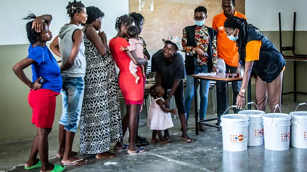 Des kits sanitaires aux femmes en âge de procréer, aux femmes enceintes et femmes allaitantes, après les violences de Cité Soleil