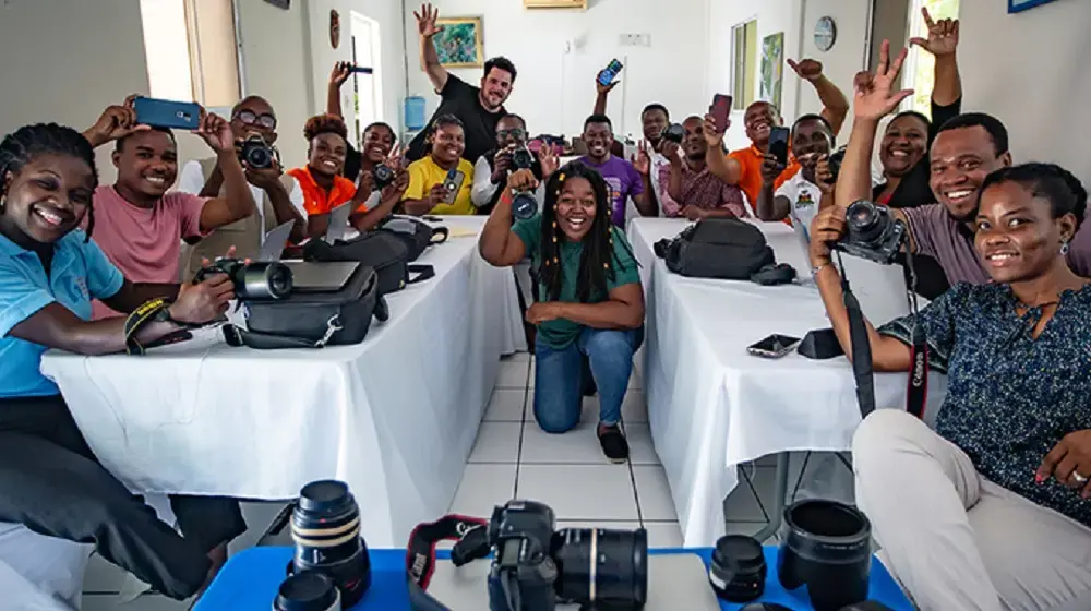 UNFPA staff in Haiti builds capacity in digital photography